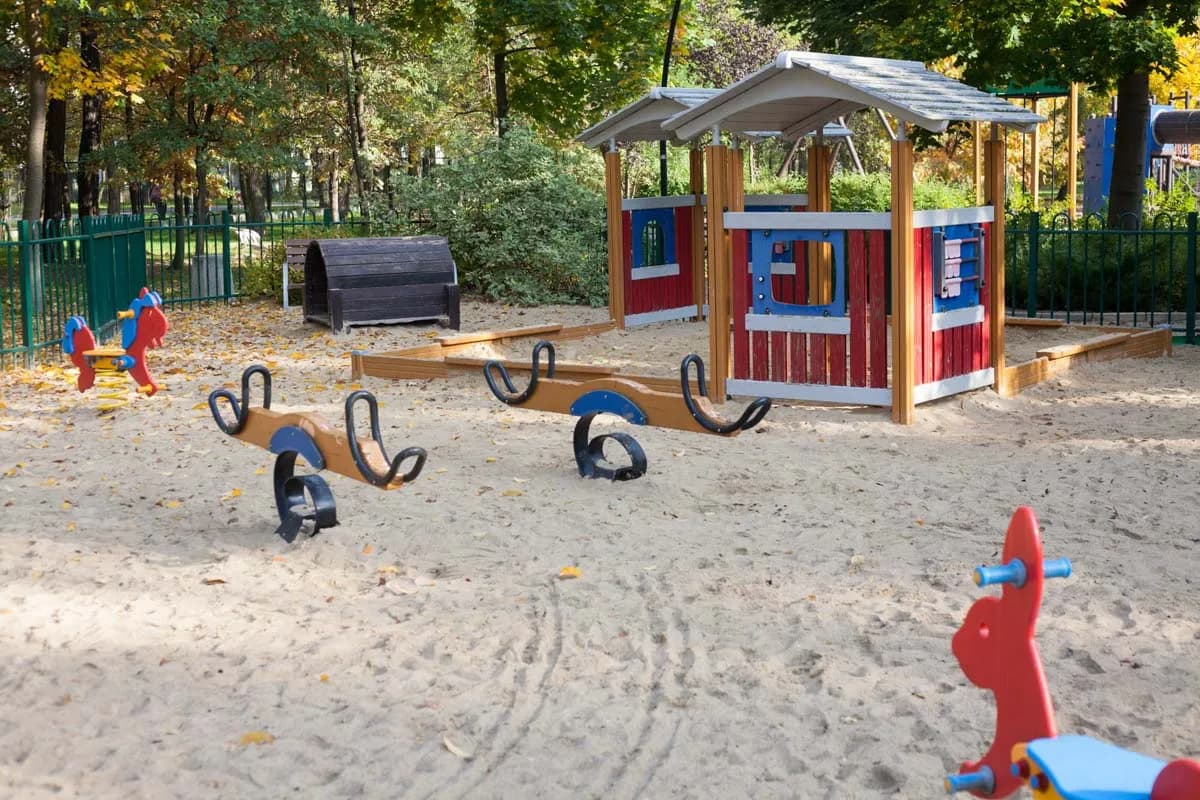 Fortuniada: Co ciekawego możemy znaleźć na placu zabaw dla dzieci?